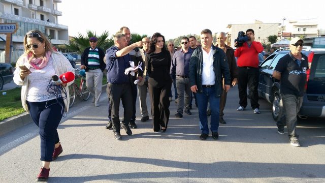 vlore_protesta_e_transballk_23817.jpg