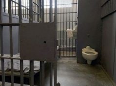 Gjermani, nuk duroi divorcin, vret veten në burg shqiptari