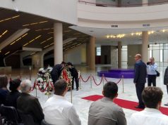 Ministri Demiraj homazhe për Kryekomisarin Nikoll Vatnikaj: Humbëm një oficer profesionist