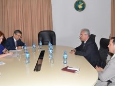 FOTO/ Kryetari dhe zëvendëskryetari i KQZ takojnë Ambasadoren e BE Vlahutin