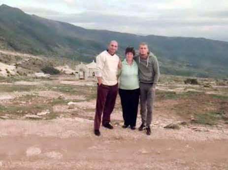 Mikel Shallari, familja