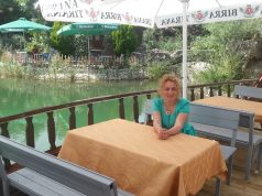 EMRI & FOTO/ Ministrja e Arsimit pezullon drejtoren e TIK