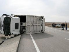 Ballsh, përmbyset kamioni, ndërron jetë shoferi