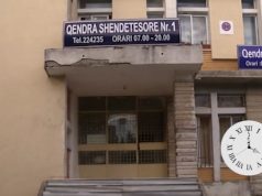 VIDEO/ Pezullohet mitingashja e PS, “parte time” bënte edhe drejtoreshën e qendrës shëndetësore