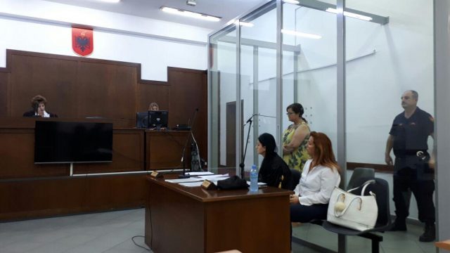 nena amerikane ne gjyq 1