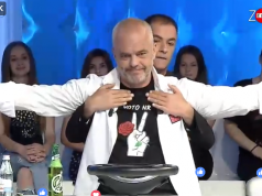 Rama thotë sërish gjëra të cuditshme për Trump: Si reagoi kur i dha dorën