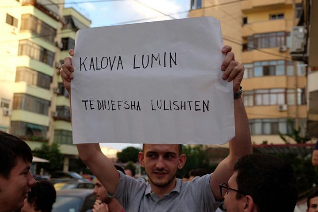 Tirane, protesta te ish-parku