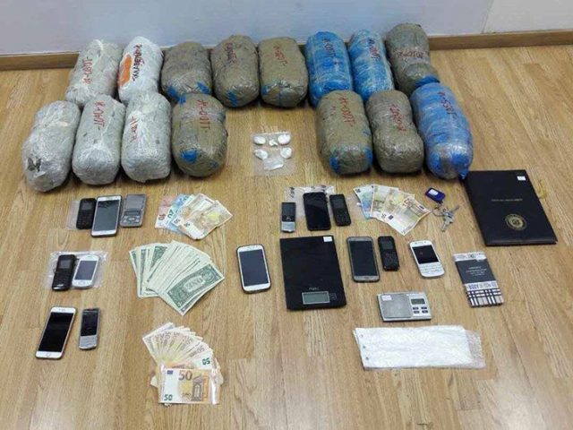 droge-greqi-shqiptaret1499180247