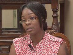 VIDEO/ Policia masakron 23- vjeçaren, e prangosin, e zhveshin dhe për 11 minuta…