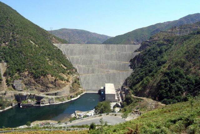 HEC-hidrocentral-fierza