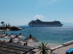 Kroçera gjigante i bën m… detit të Sarandës, qeveria hesht