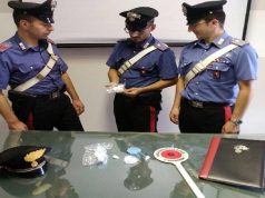 Itali, i shtoheshin vizitorët në shtëpi, shqiptari kapet 15 mijë euro kokainë