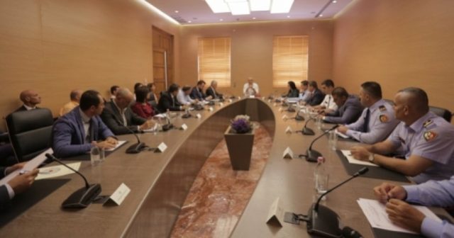 auto_Task_forca1504083778