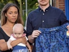 Blen rroba banjo, shokohet kur shikon çfarë ka brenda tyre