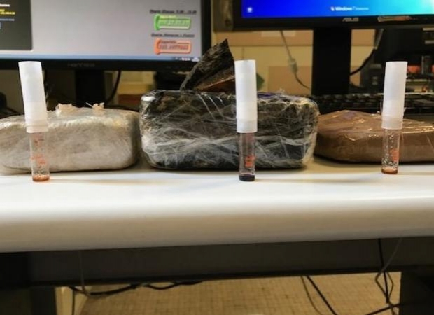 FOTO GALERI/ Itali, zbulohet laboratori drogës, kapen 2 shqiptarë me 4.6 kg heroinë