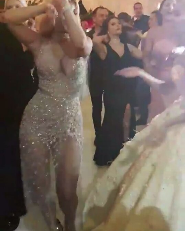 8f77907067bf63255be6b0b2a55a5758