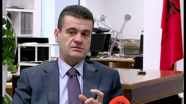 Astrit Patozi ne zyre