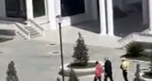 FOTO LAJM/ Çfarë “pazari” bëri Rama me deputetin e LSI-së, pronar i një resorti në Velipojë