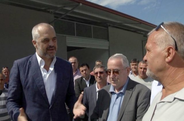 Edi rama - Qazim Sejdini, tregu Elbasan
