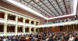 EMRAT / 4 deputetë “tradhtojnë” të PD-në dhe bëhen “republikanë”