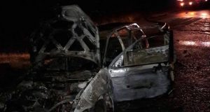 EMRI & FOTO/ Bulqizë, shkrumbohet makina, djegies nuk i shpëton as shoferi