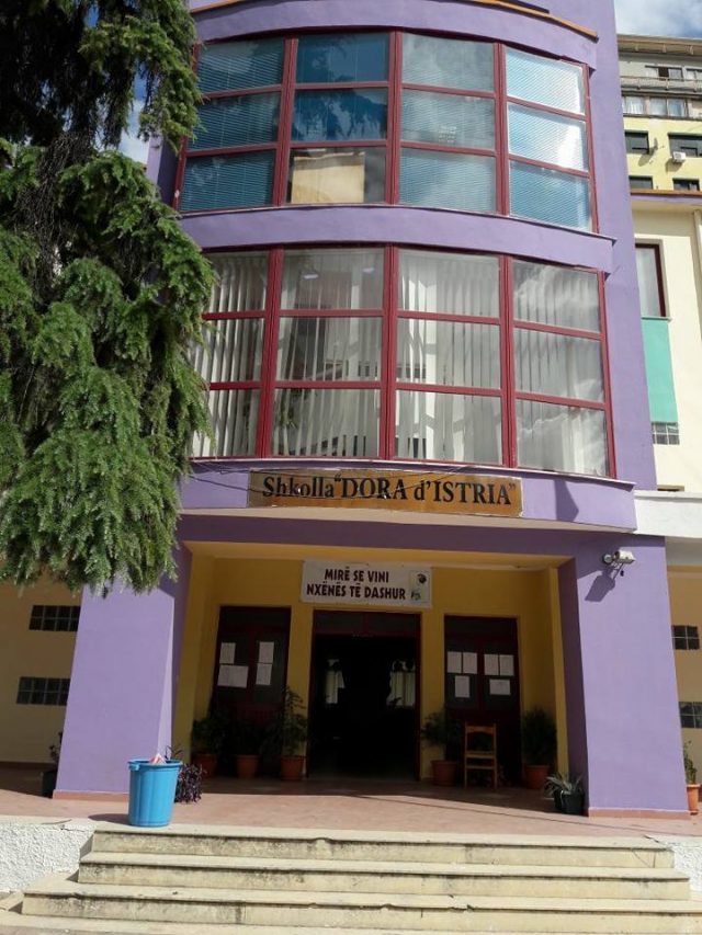 Shkolla Dora Distria