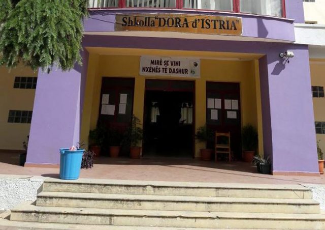 Shkolla Dora Distria1
