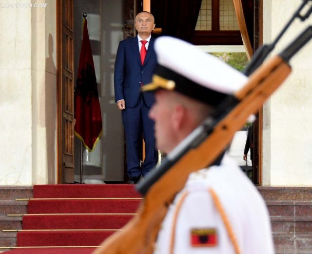 auto_Ilir_Meta_president1506412109