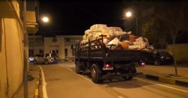 Droga babice me kamion