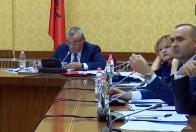 Gramoz Ruci - Ulsi Manja