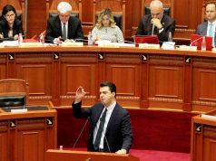 E përjshtuan nga seanca e Kuvendit, Basha kërkon sërish fjalën