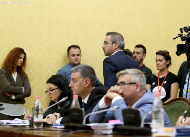 Saimir Tahiri, mblledhja e Keshillit te Mandateve