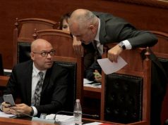 Manjani i përgjigjet postimit të Ramës: Nëse nuk ikën vetë, do rrëzohesh me turp o shef droge