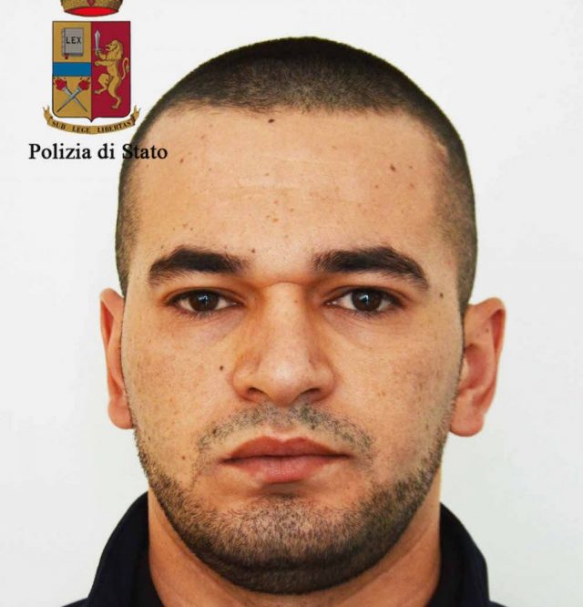 auto_hasanaj_dragan_10.09.1994_albania1507030300