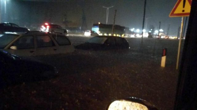 Permbytje, autostrada Tirane Durres