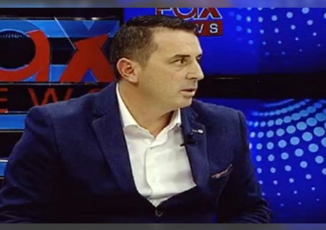 auto_Arjan_Hoxha_ok1511444531