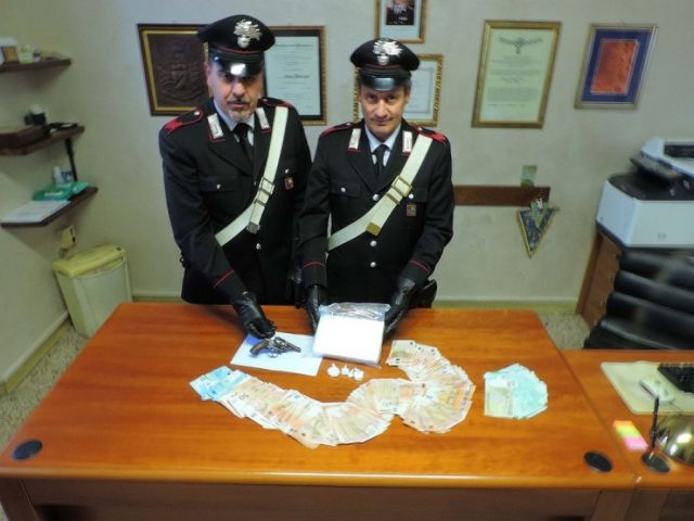 auto_Carabinieri_Bagnolo1511346067