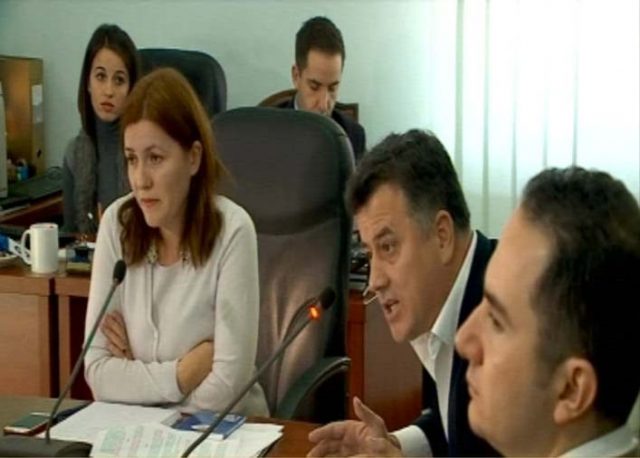 Ermonela Felaj dhe Flamur Noka përplasen ashpër në Komisionin e Sigurisë, ja debati mes deputetëve