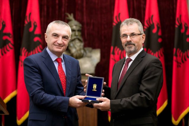 2017-12-18-PHOTO-00000258 (1)