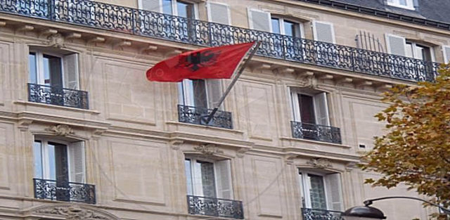 Ambasada shqiptare France