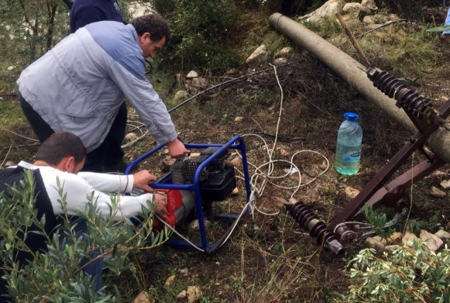 Shtyll elektrike e rrezuar1