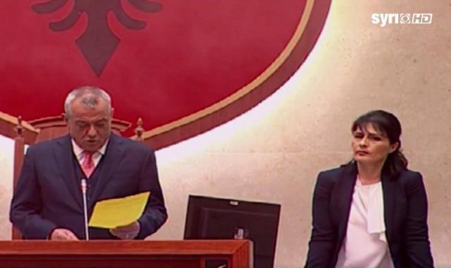 auto_arta_marku1513594616