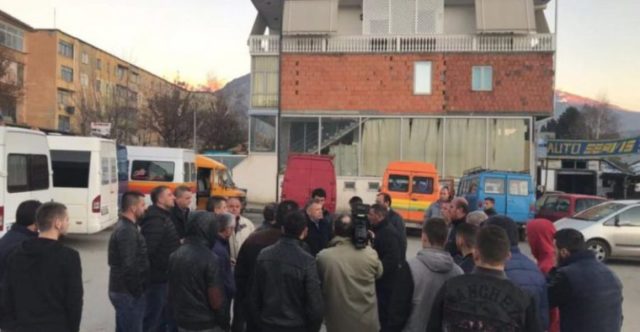 auto_shoferat1512898634