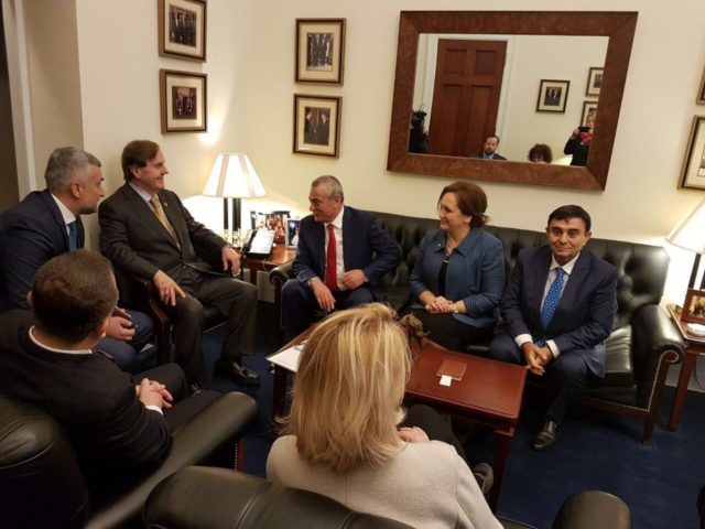 takimi-me-kongresmenin-Pittenger-2-1024x768