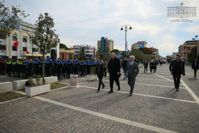 Edi Rama - Fatmir Xhafaj - Rebani Jaupaj, police
