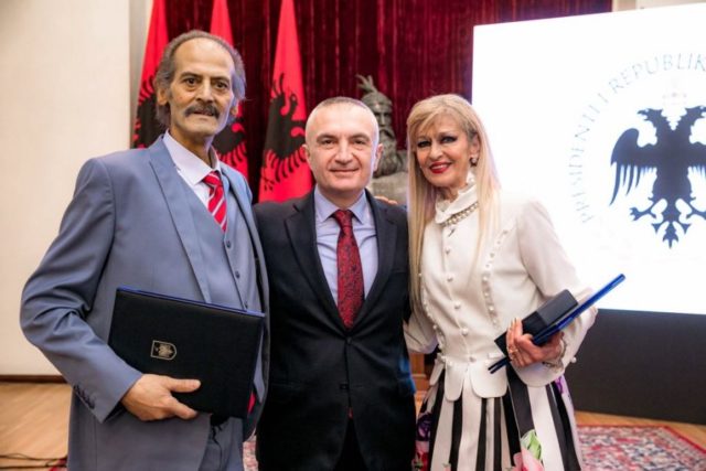 Ilir meta - Liljana Cingu - Rexhep Celiku, dekorim1