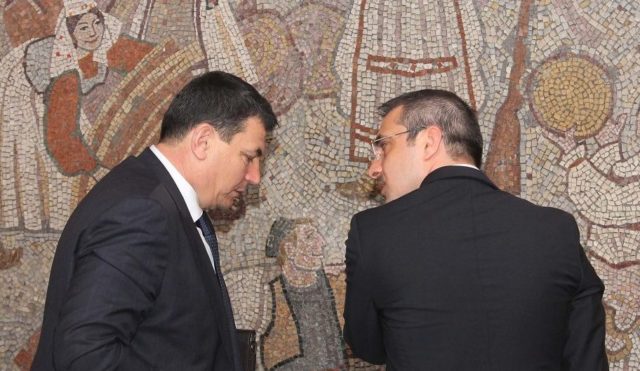 Saimir Tahiri - Haki cako me shpine