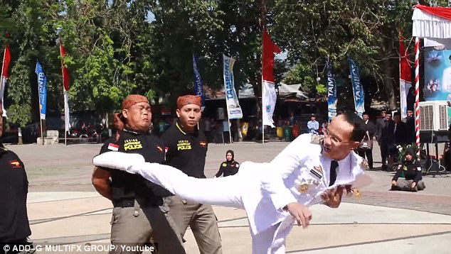 kryebashkiaku_indonezian