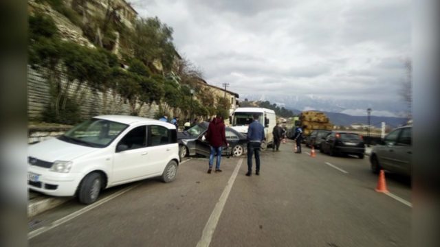 Berat, aksident tresh