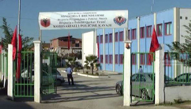 Kavaje, komisariati policse